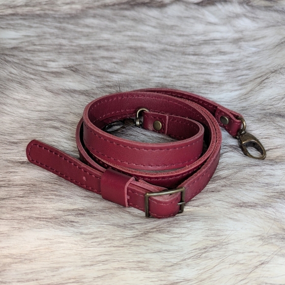 Portland Leather Mini Crossbody Tote in Berry Good - Picture 14 of 14
